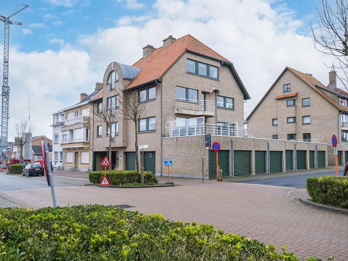 Attractive Apartment On The 2Nd Floor Middelkerke