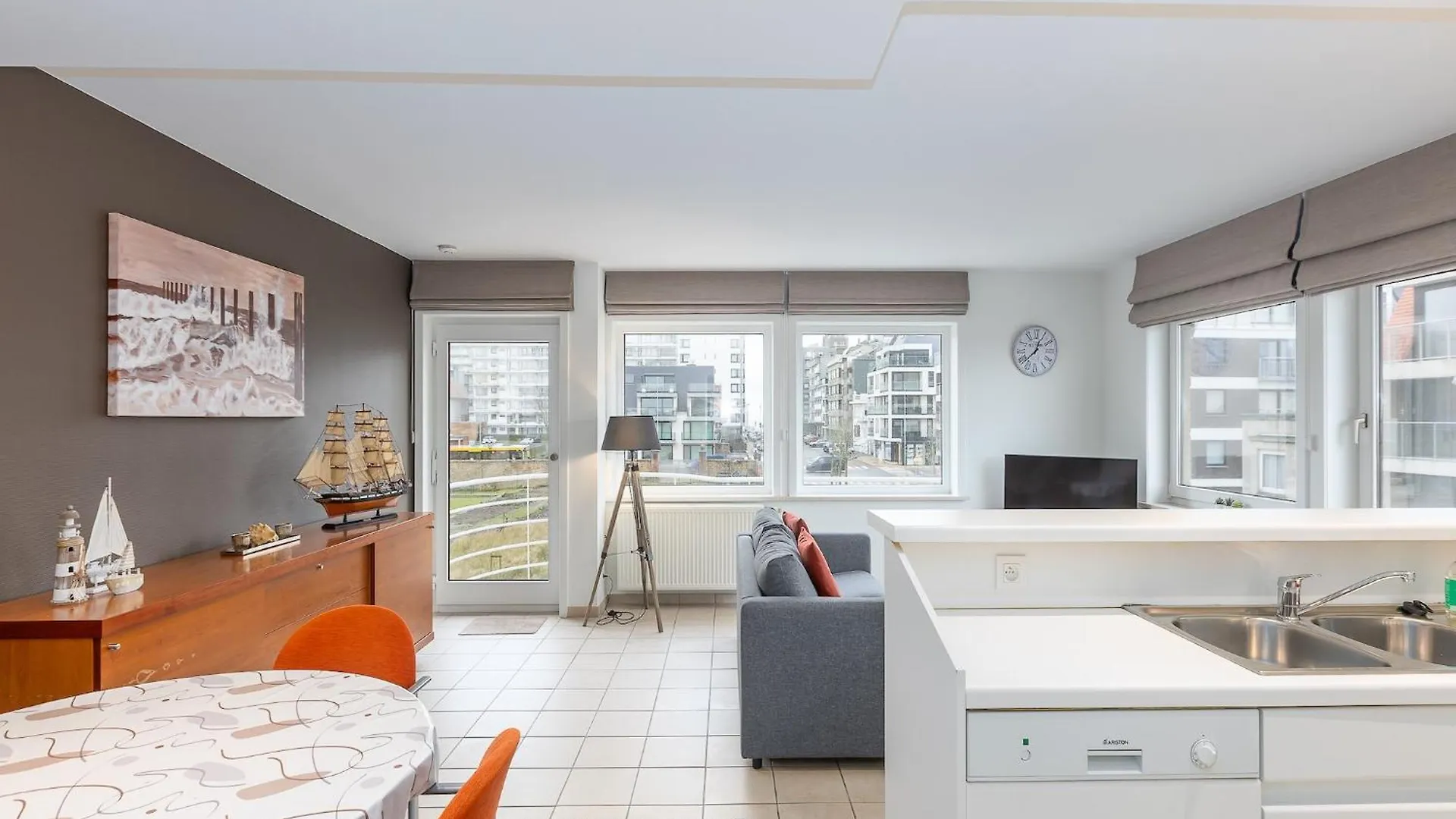 Attractive Apartment On The 2Nd Floor Middelkerke Belgie